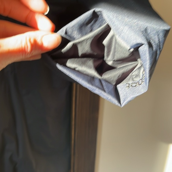 Marmot lightweight jacket - Picture 3 of 13